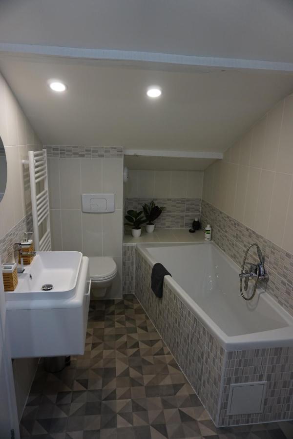 Apartment Cosy 4 Personnes Avec Terrasse La Roche-sur-Yon